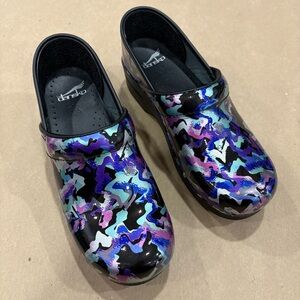 Dansko Professional Clog Mermaid Patent Leather Slip On size 39 NEW 506190202